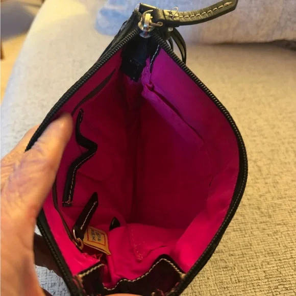 Dooney and Bourke Black Nylon Crossbody Bag with logo charm 9x7 - Picture 6 of 10